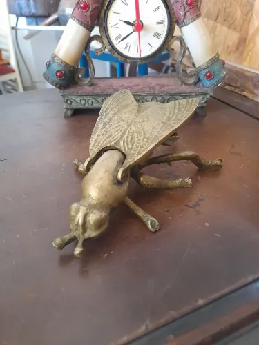 Cinzeiro mosquito de bronze