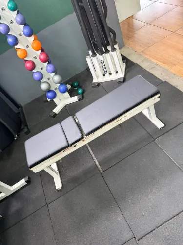 Banco musculação