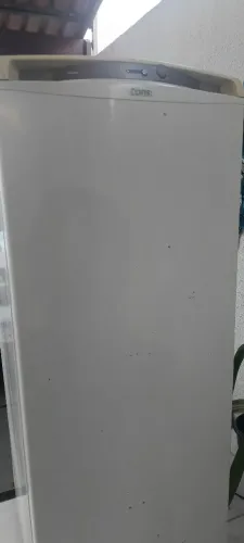 Freezer vertical consul