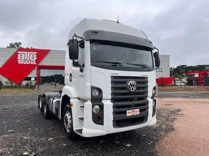 VOLKSWAGEN CONSTELATION 25.360 6x2 2022