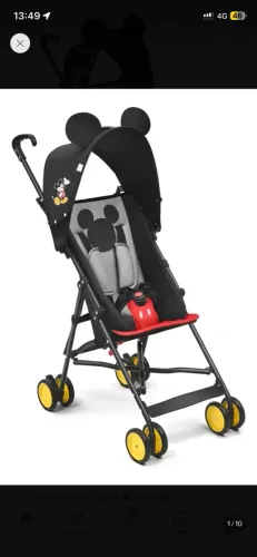 Carrinho de bebê (guarda chuva ) do Mickey