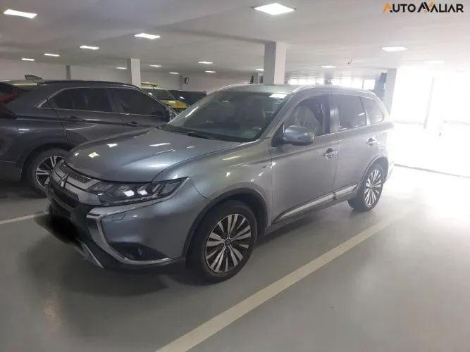 Mitsubishi Outlander HPE-S 3.0 V6 4X4 5P Aut. 2020