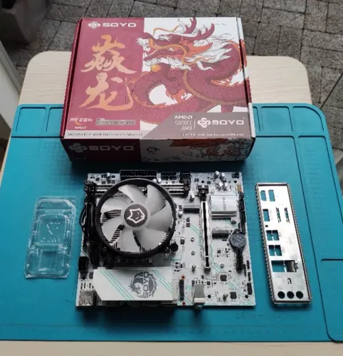 Kit Gamer Ryzen 7 3700X e Soyo B550M ARGB