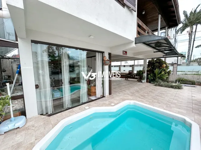Casa com 4 dormitórios à venda, 268 m² por R$ 1.990.000,00 - Caiobá - Matinhos/P