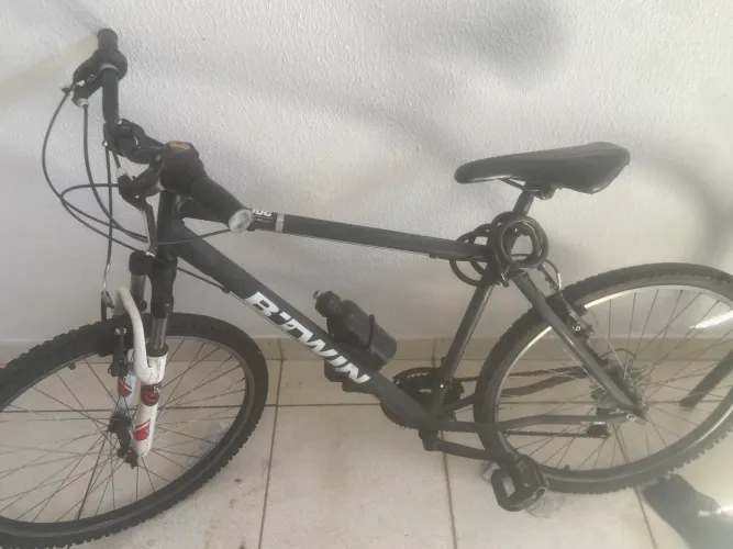 Vendo bicicleta BTWIN tudo shimano