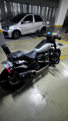Harley Fat Bob impecavel