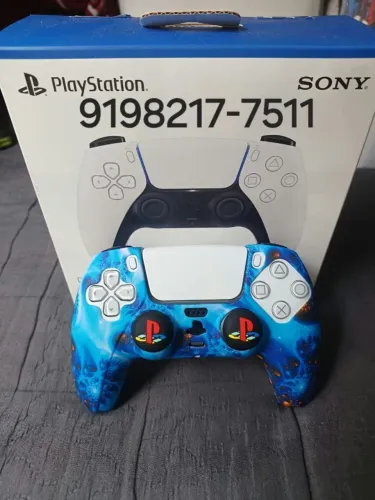 Alugo controle de PS5.