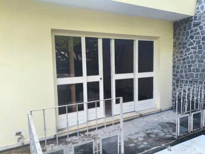 Porta balcão gigante, R$700,00