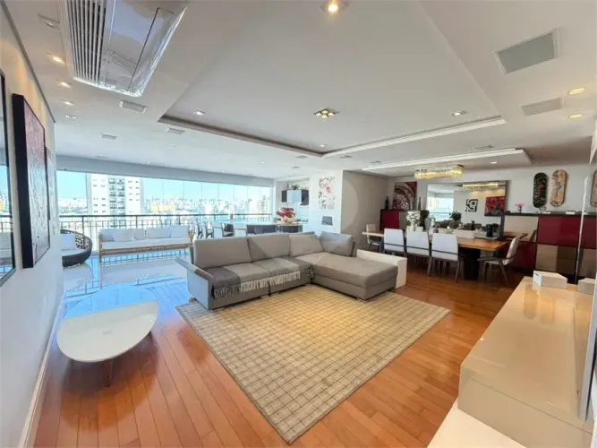 Apartamento Alto Padrão 265 m²  3 Suítes, Varanda Gourmet e Lazer Completo no Condomínio C