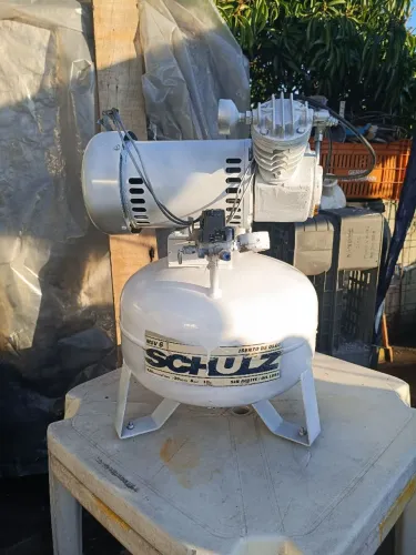 Compressor usado