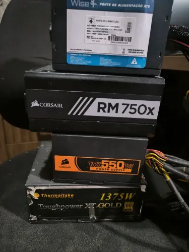 Fontes de computador pra peças
