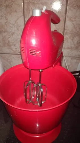 Vende batedeira Britania