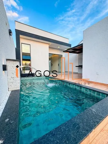 Casa para Venda em Cabo Frio, Vila do Peró, 2 dormitórios, 1 suíte, 2 banheiros, 3 vagas