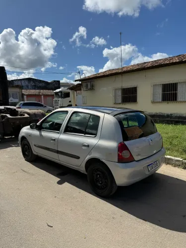 Renault Clio Campus Hi-flex 1.0 16V 5P 2009