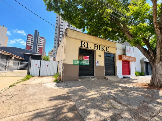 Terreno à venda em Maringá, Zona 07, com 570 m²