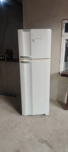 Geladeira Frost Free funcionando perfeitamente
