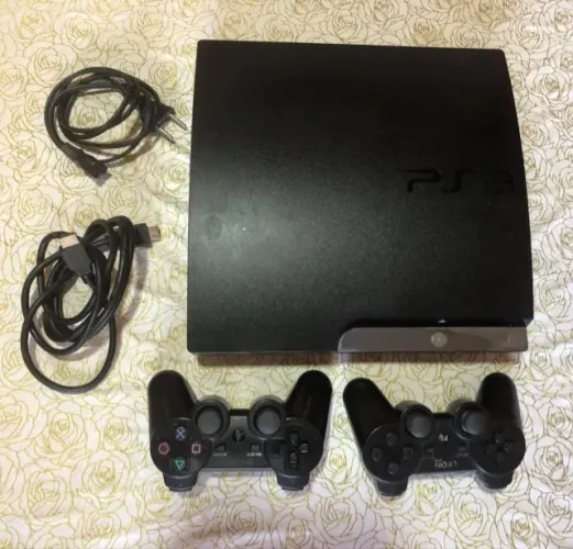 PS3 - 2 Controles + 500GB + Jogos