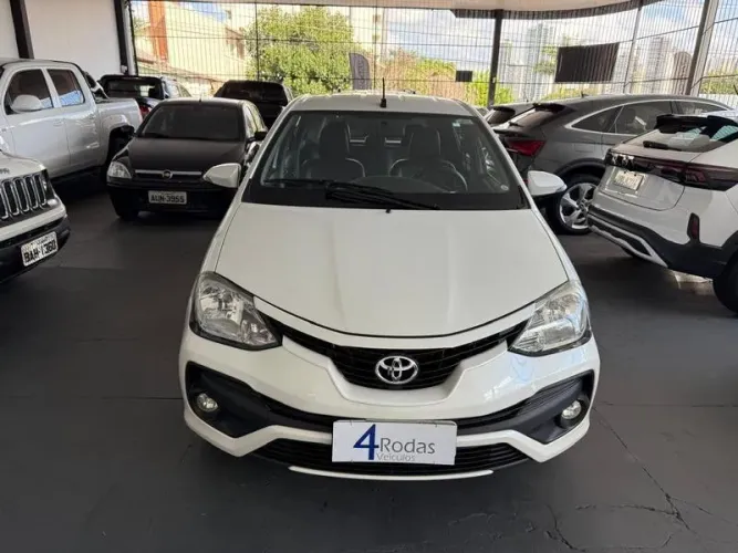 Toyota Etios Cross 1.5 Flex 16V 5P Aut. 2017