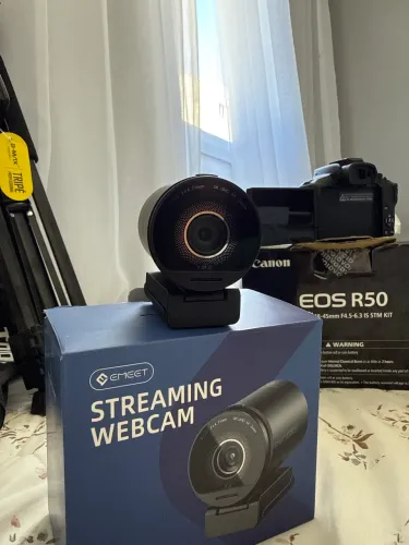 Emeet Webcam Streaming 4K HDR - Qualidade Profissional!