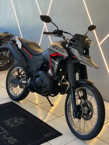YAMAHA XTZ 250 LANDER 2025