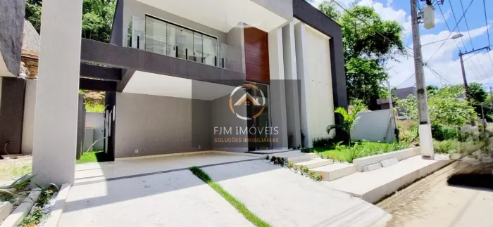 Casa em Condomínio em Maria Paula - 3 Suítes por R$1.490.000