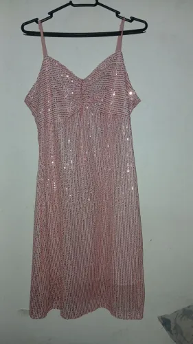 Vestido de lantejoula rosa, G
