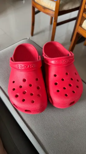 Crocs Vermelho 34