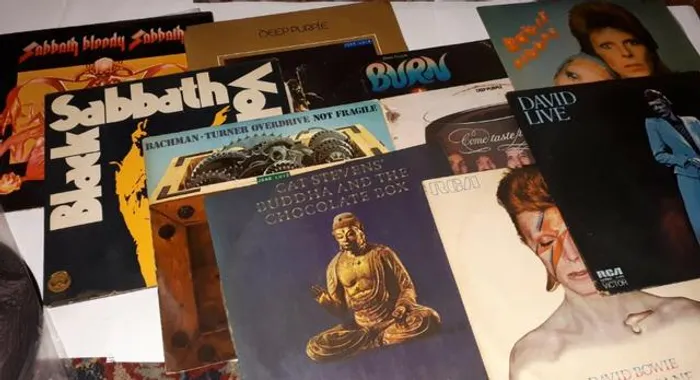 Rock lps em vinil de Rock Nacional-Bloco 1 Rock internacional-bloco 2 (todo já vendido).