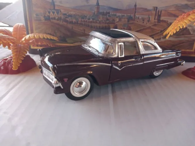 Miniatura Ford Victoria