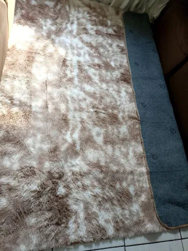 R$159.99 tapete beje mesclado felpudo peludo 2x2,40 novo 