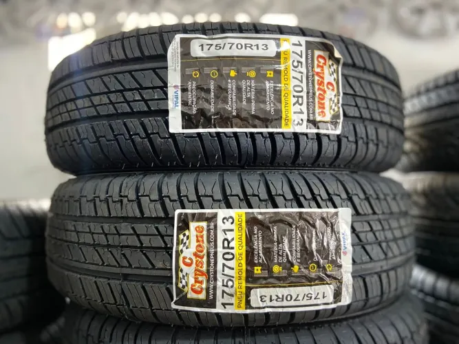 2 Pneus 175/70/13 Remold Crystone Vipal (instalação gratuita)