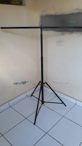 Pedestal de ferro multi uso