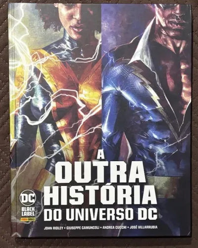 HQ - A Outra História do Universo DC