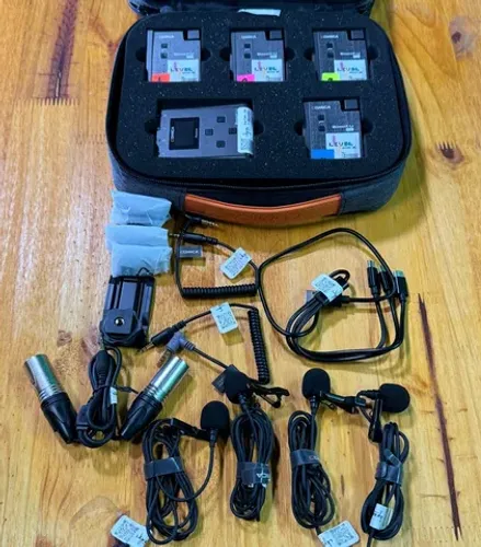 Microfone Lapela Quádruplo Digital Cômica BoomX-U QUA