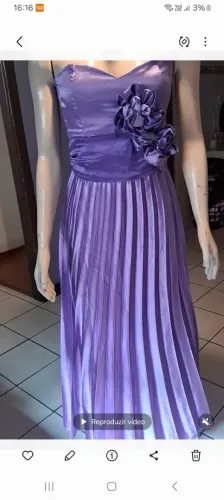 Vestido roxo de festa