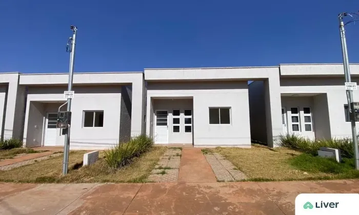 Casa para Locação de 02 quartos no Condomínio Mandacaru, Rio Verde/GO.
