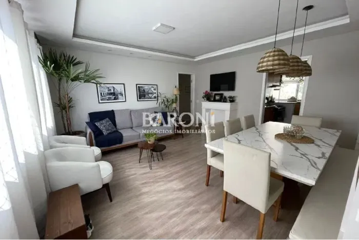 Apartamento á venda na Vila Olímpia próximo a Faculdade Insper. Baroni Imóveis, imobiliári