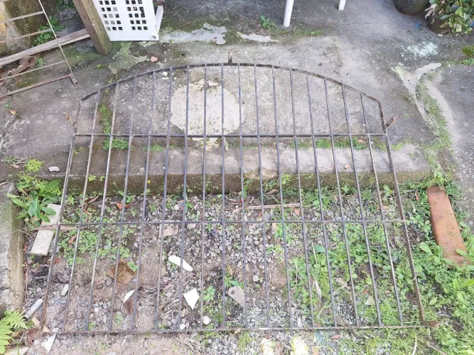 Grade de proteção de ferro para janela