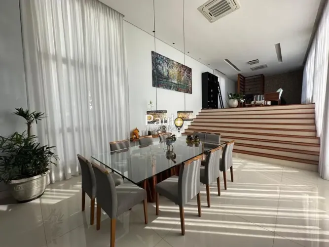 Sobrado à venda em Valinhos, Moinho de vento - Pinheiro, com 4 suítes, com 650 m², Moinho