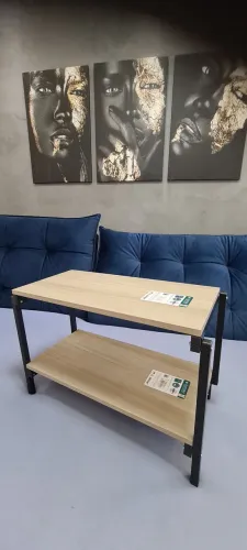 Pratimesa prateleira que vira mesa