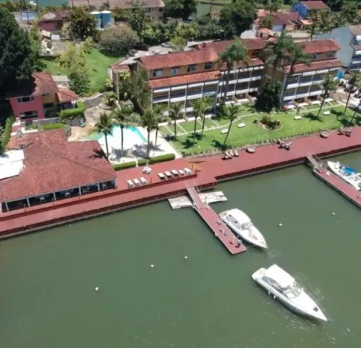 VITOR LOPES Vende Apartamento 2 quartos com vista para o mar e vaga na marina CAIEIRA II