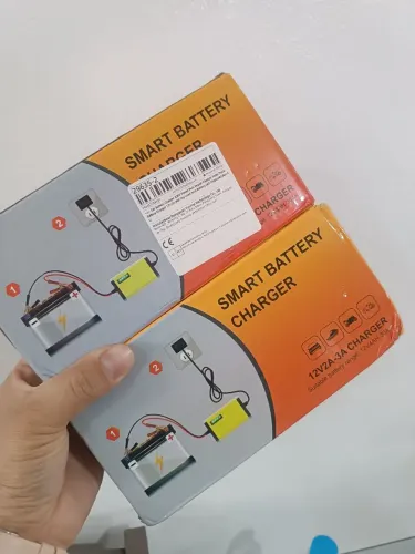 Carregador de bateria novo para moto e carro