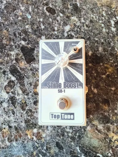 Top Tone Shine Mid + Treble Booster na Caixa!
