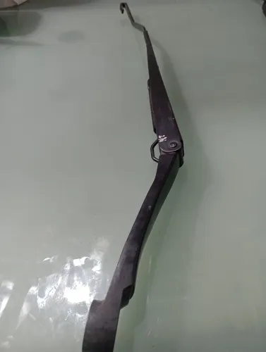 Aste direita do limpador de parabrisa Nissan versa 2017/18