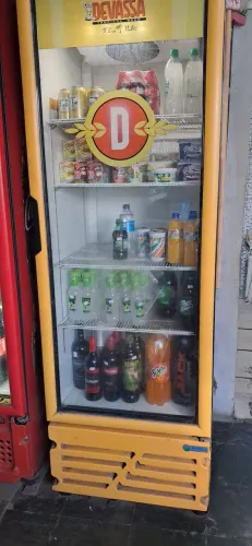 Refrigerador expositor 