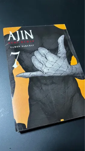 Mangá Ajin - Demi-Human - Volume 7
