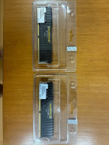 Memória corsair vengance 2x4gb