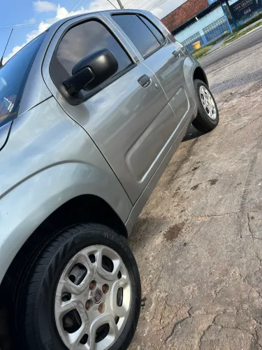 Fiat Uno Vivace Celeb. 1.0 EVO F.flex 8V 5P 2012