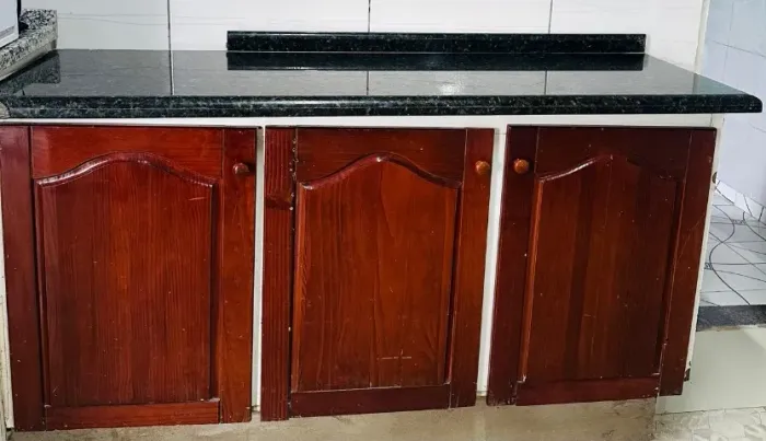 ARMÁRIO DE COZINHA