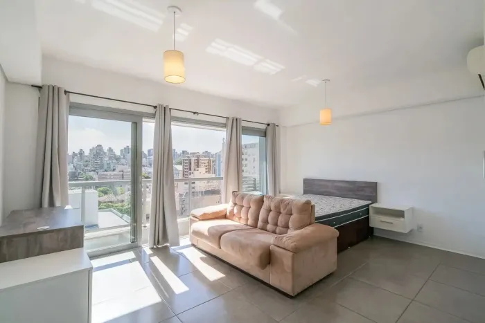 Apartamento mobiliado para alugar no Auxiliadora com 1 quarto (1 suíte)